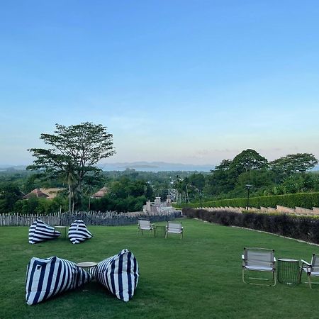Ozone Villa Phuket Pa Khlok Exteriér fotografie