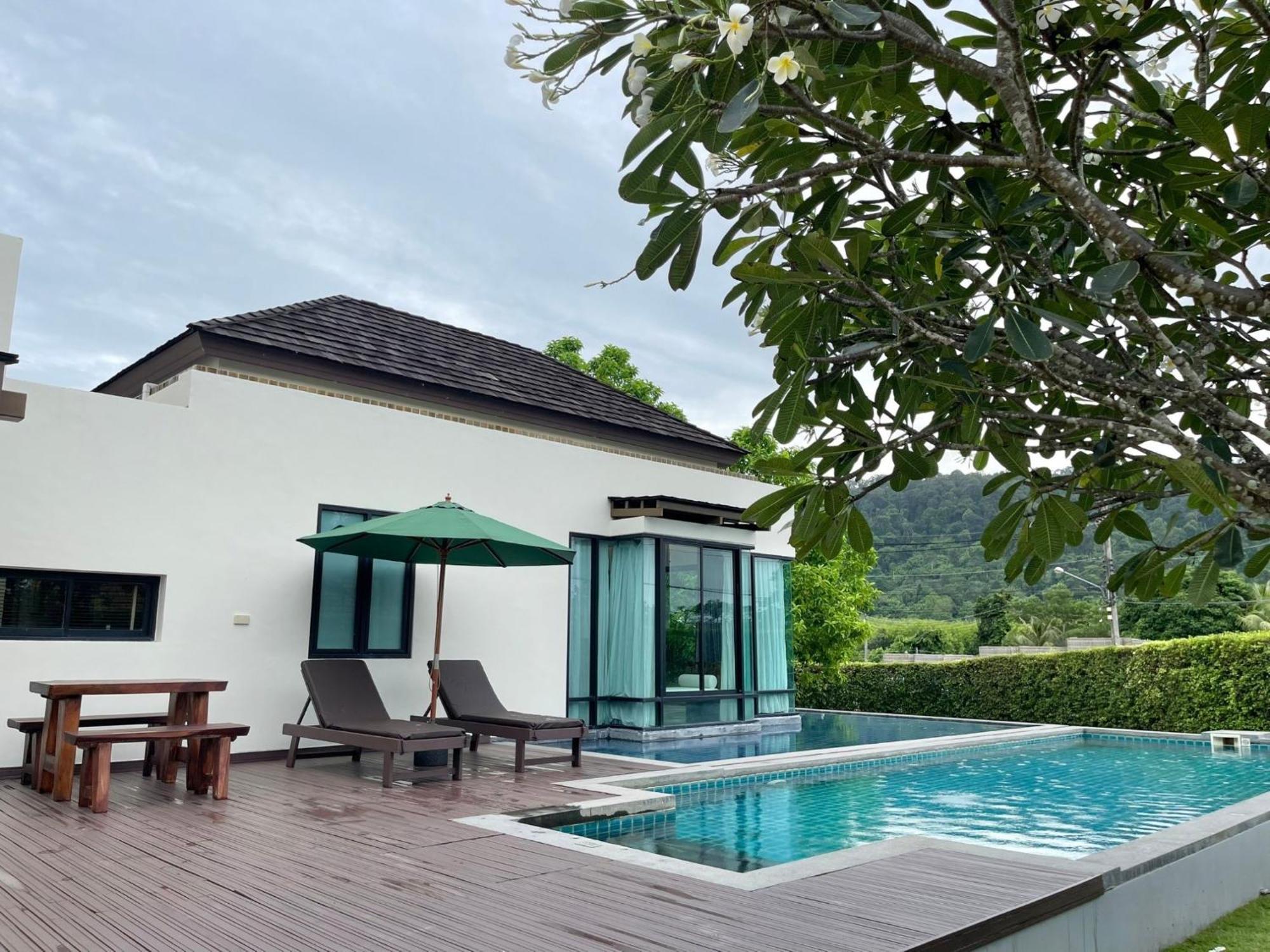 Ozone Villa Phuket Pa Khlok Exteriér fotografie