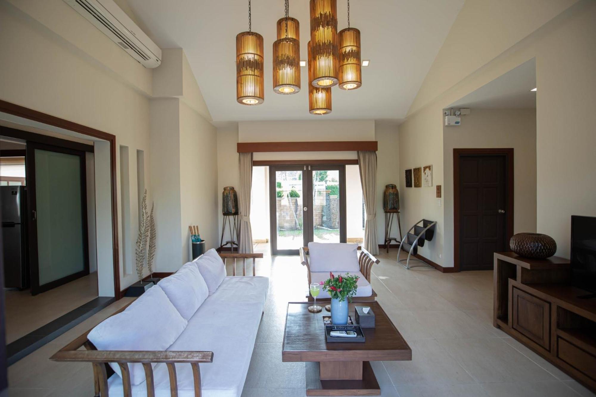 Ozone Villa Phuket Pa Khlok Exteriér fotografie